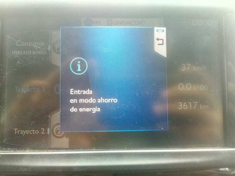 peugeot 208 del año 2012