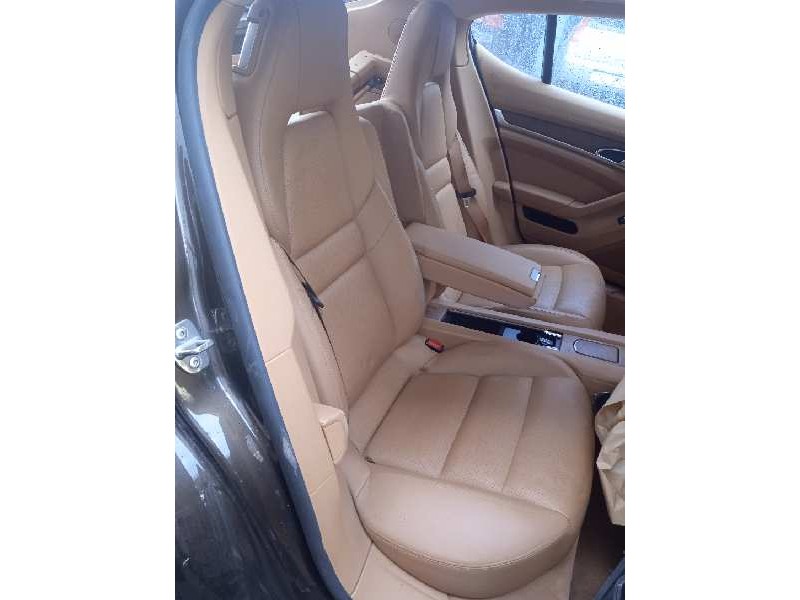 porsche panamera del año 2011