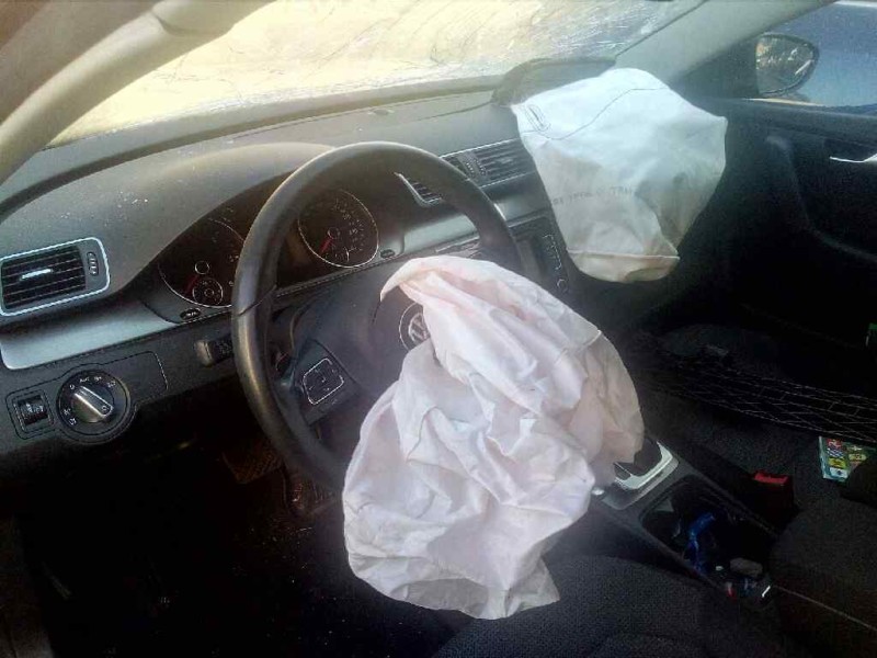 volkswagen passat variant (3g5) del año 2014