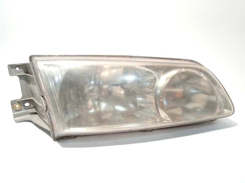 Recambio de faro derecho para hyundai h 1 2.5 turbodiesel referencia OEM IAM 921044A510  