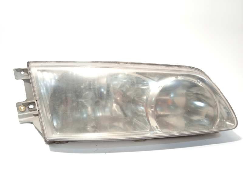 Recambio de faro derecho para hyundai h 1 2.5 turbodiesel referencia OEM IAM 921044A510  