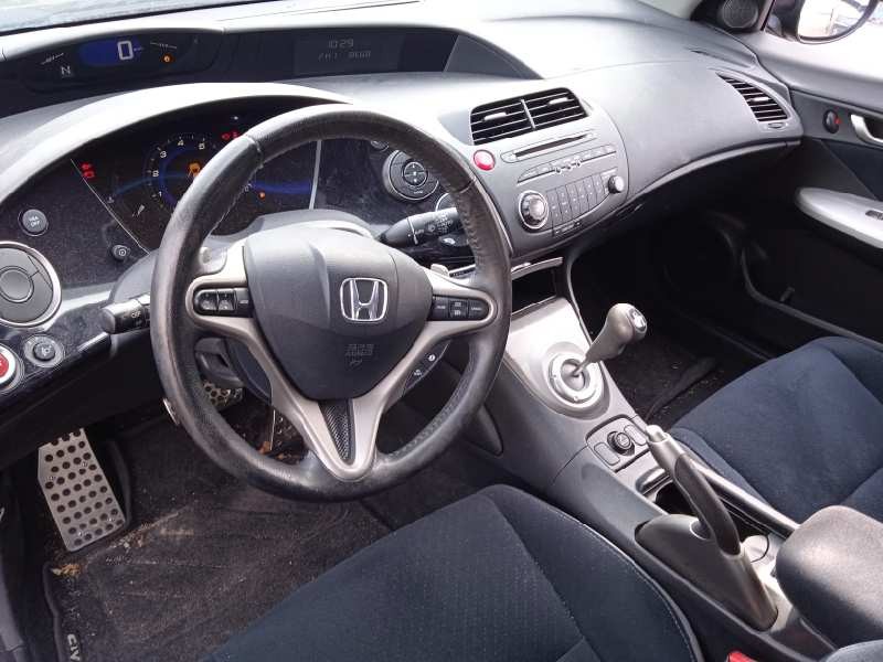 honda civic berlina 5 (fk) del año 2007