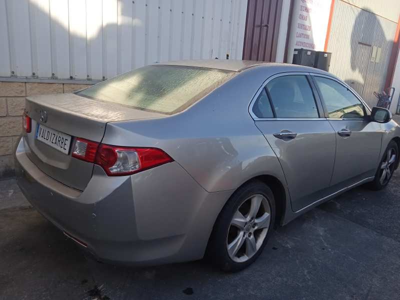 honda accord berlina (cu) del año 2010