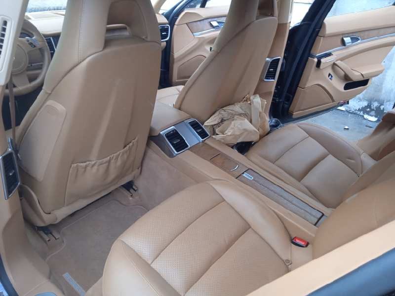 porsche panamera del año 2011