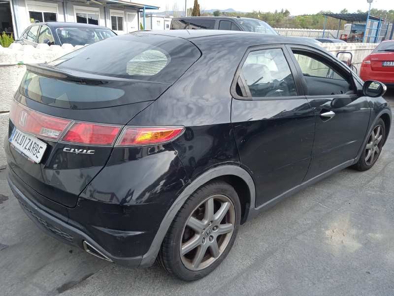 honda civic berlina 5 (fk) del año 2007