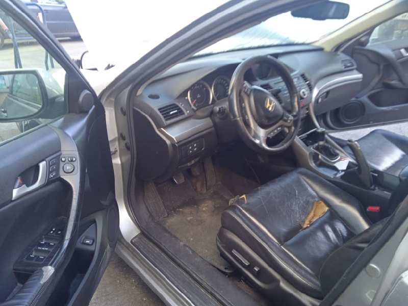 honda accord berlina (cu) del año 2010