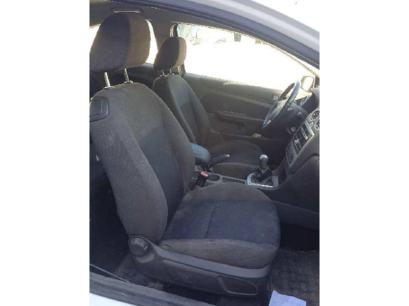 ford focus berlina (cap) del año 2007