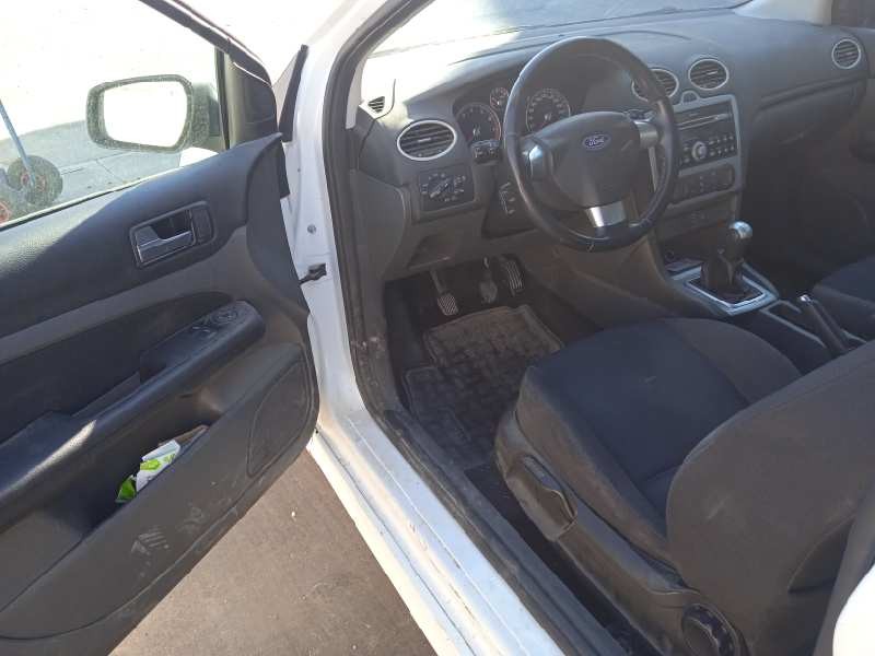 ford focus berlina (cap) del año 2007