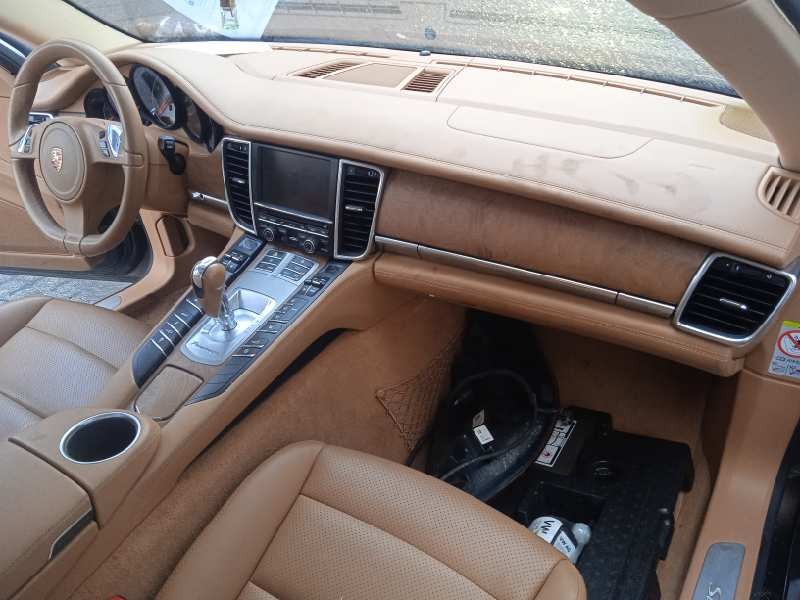 porsche panamera del año 2011