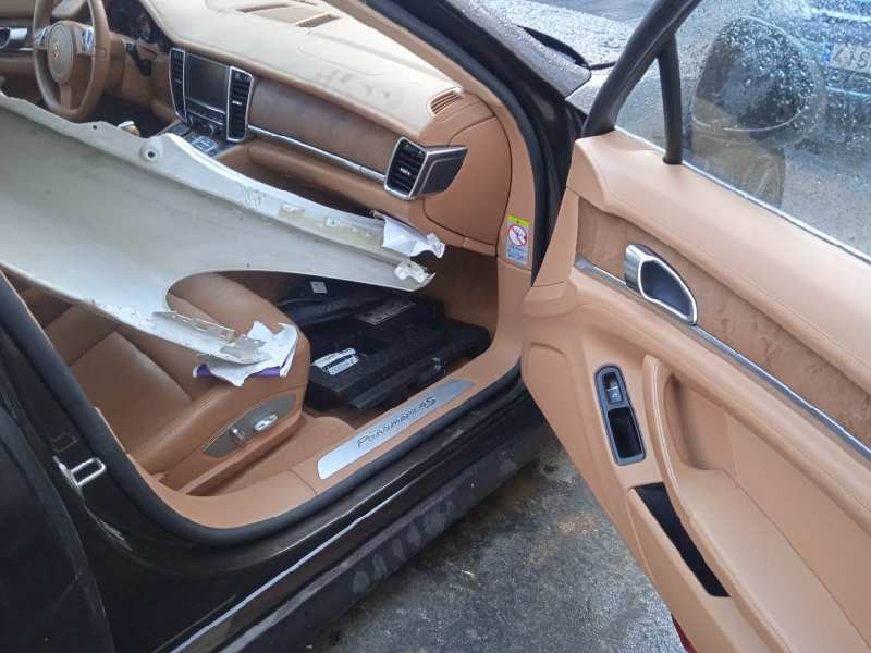 porsche panamera del año 2011