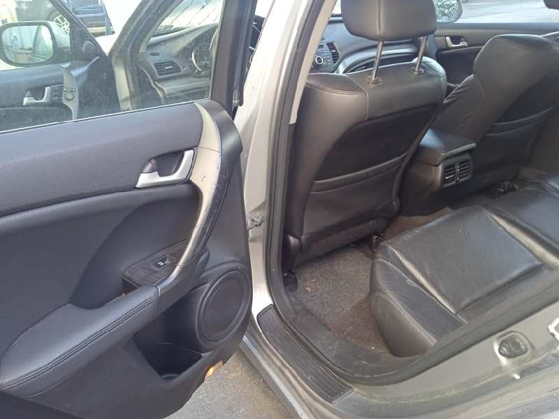 honda accord berlina (cu) del año 2010