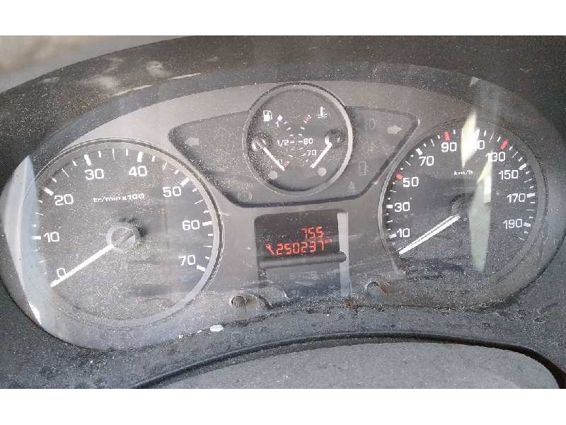 peugeot partner kasten del año 2010