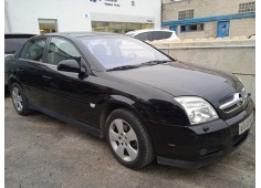 opel vectra c berlina del año 2004