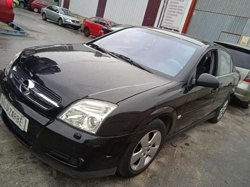 opel vectra c berlina del año 2004