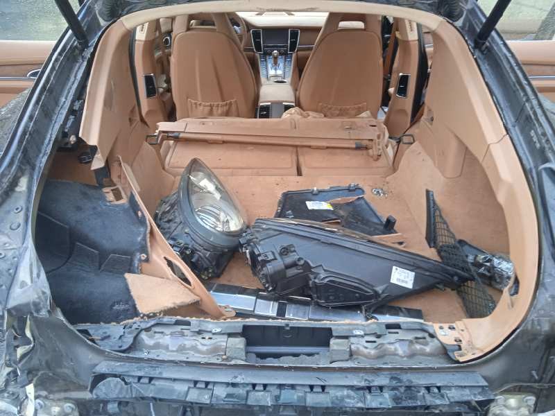 porsche panamera del año 2011