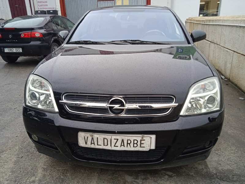 opel vectra c berlina del año 2004