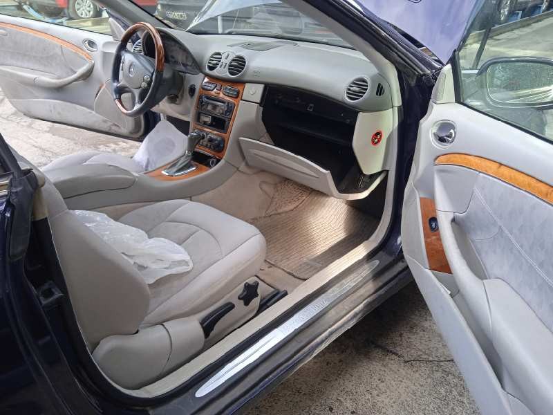 mercedes-benz clase clk (w209) coupe del año 2003