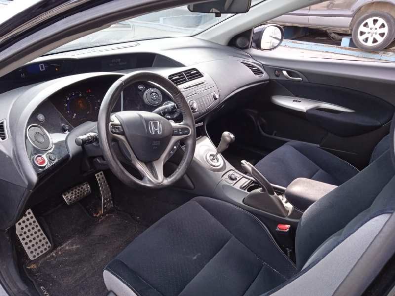 honda civic berlina 5 (fk) del año 2007