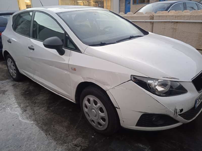 seat ibiza (6j5) del año 2011