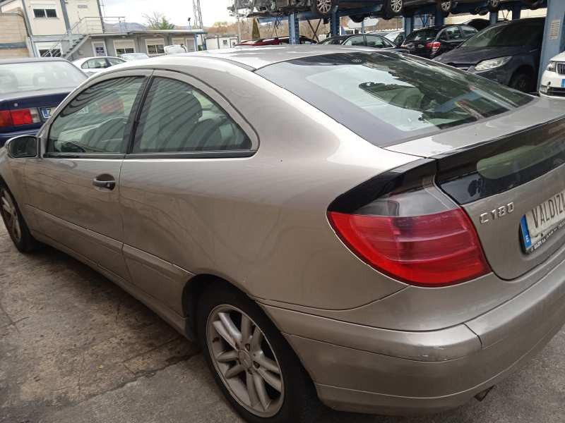 mercedes-benz clase c (w203) sportcoupe del año 2003