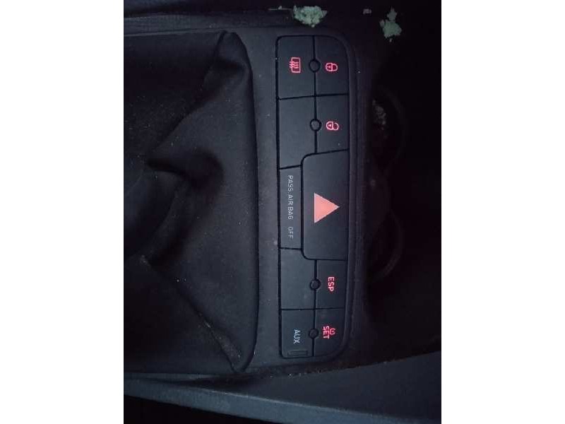 seat ibiza (6j5) del año 2011