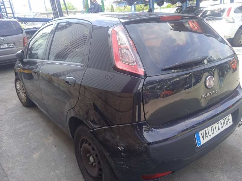 fiat punto (evo) (199) del año 2010