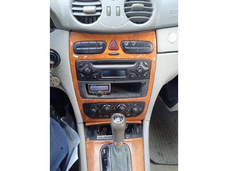 mercedes-benz clase clk (w209) coupe del año 2003