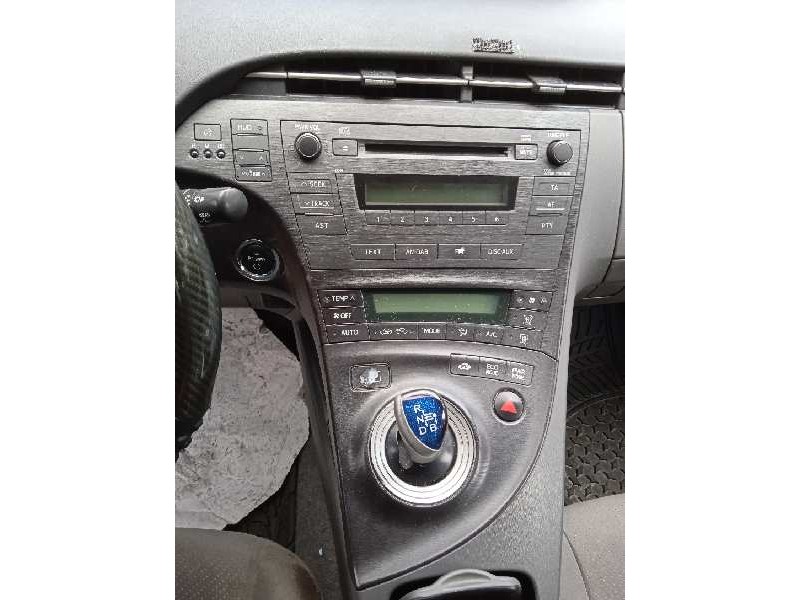 toyota prius (nhw30) del año 2011