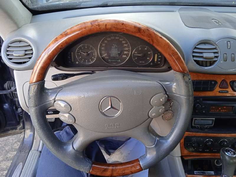 mercedes-benz clase clk (w209) coupe del año 2003