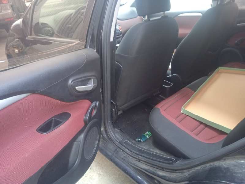 fiat punto (evo) (199) del año 2010