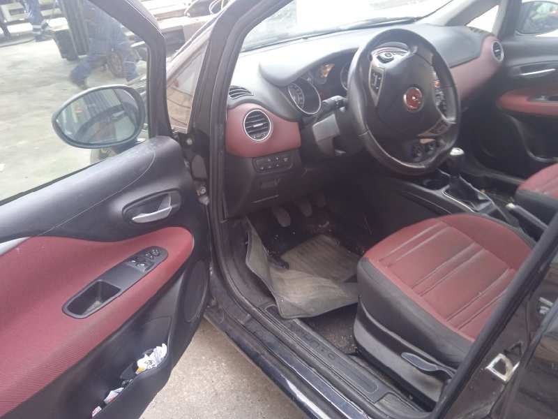 fiat punto (evo) (199) del año 2010