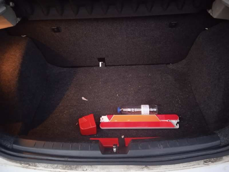 seat ibiza (6j5) del año 2011