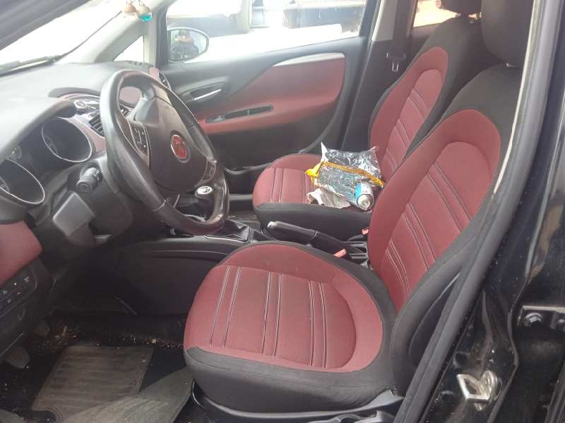 fiat punto (evo) (199) del año 2010