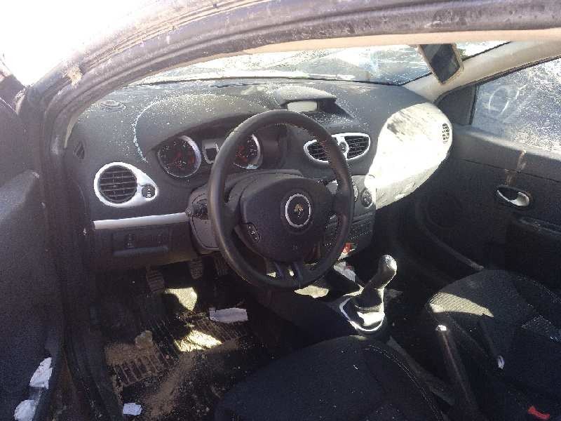 renault clio grandtour del año 2012