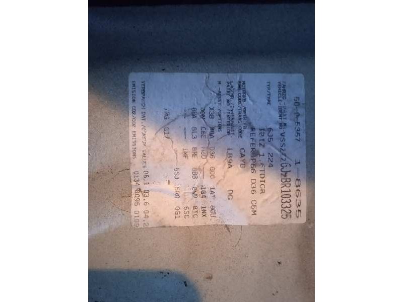 seat ibiza (6j5) del año 2011