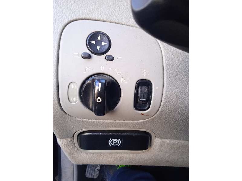 mercedes-benz clase clk (w209) coupe del año 2003