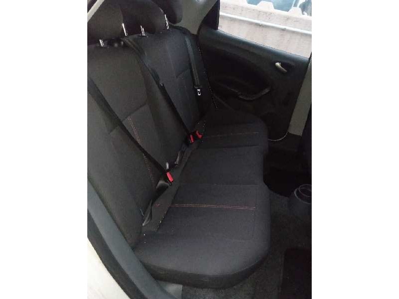seat ibiza (6j5) del año 2011