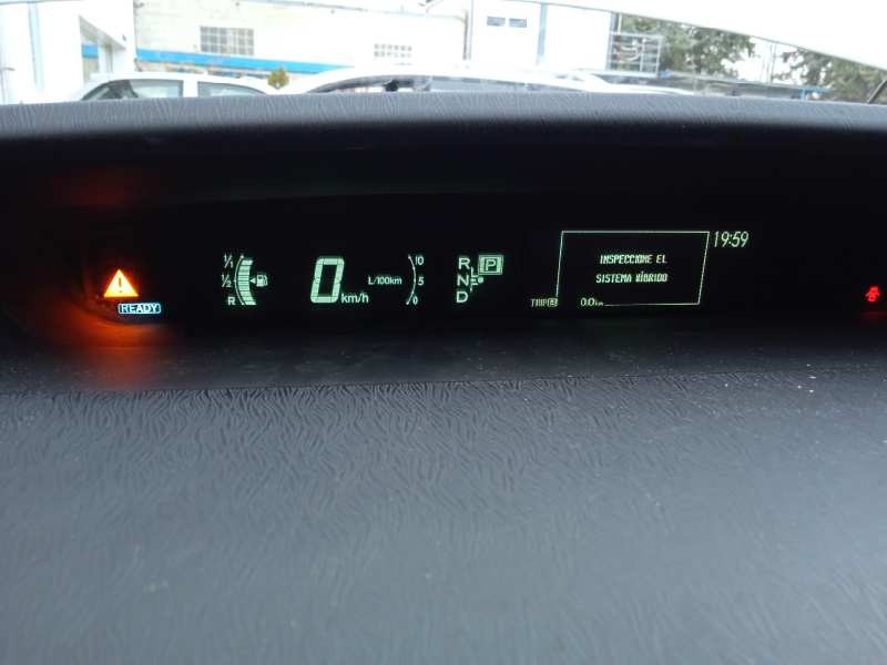 toyota prius (nhw30) del año 2011