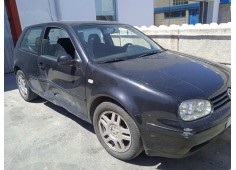 VOLKSWAGEN GOLF IV BERLINA (1J1)