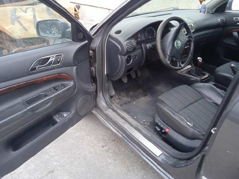 skoda superb (3u4) del año 2005