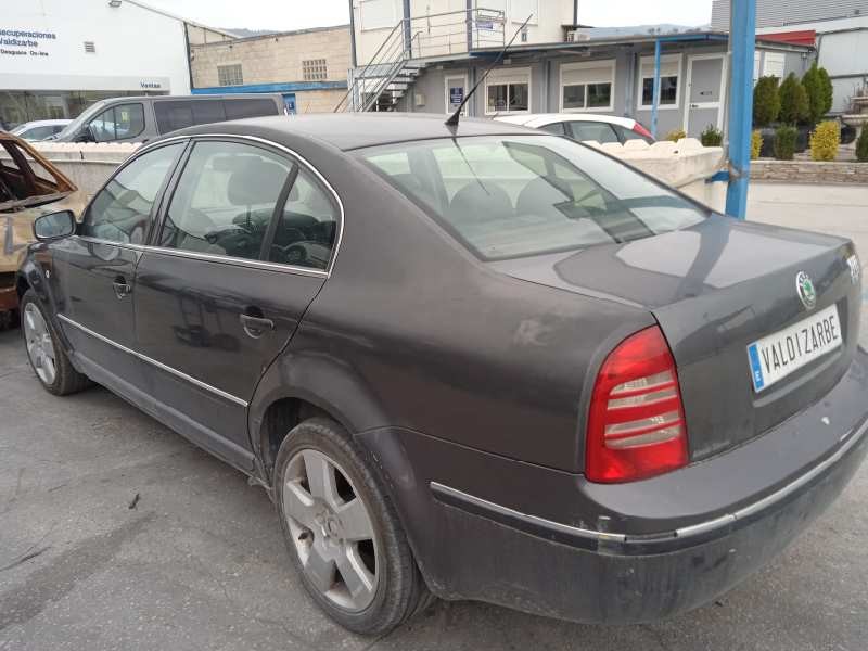 skoda superb (3u4) del año 2005