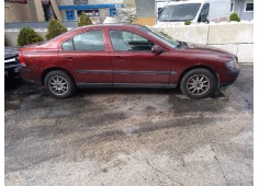 volvo s60 berlina del año 2001