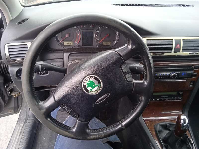 skoda superb (3u4) del año 2005