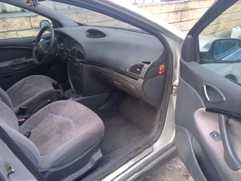 citroën c5 berlina del año 2004