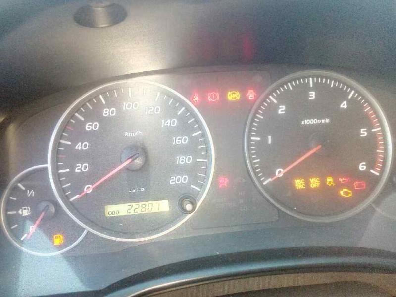 toyota land cruiser (j12) del año 2005