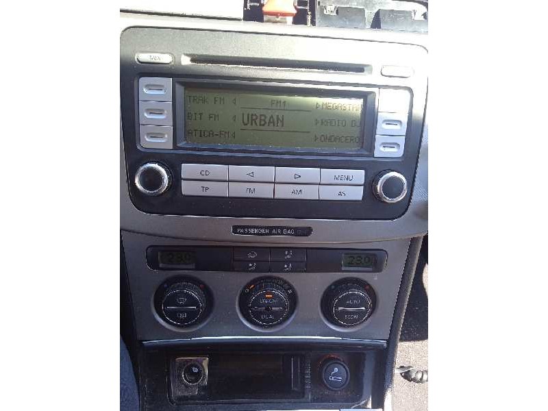 volkswagen passat variant (3c5) del año 2006