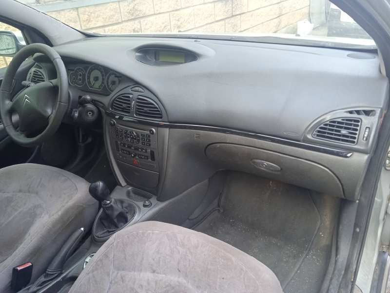 citroën c5 berlina del año 2004