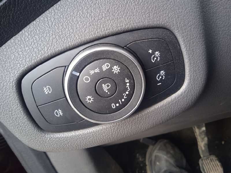 ford tourneo connect del año 2018