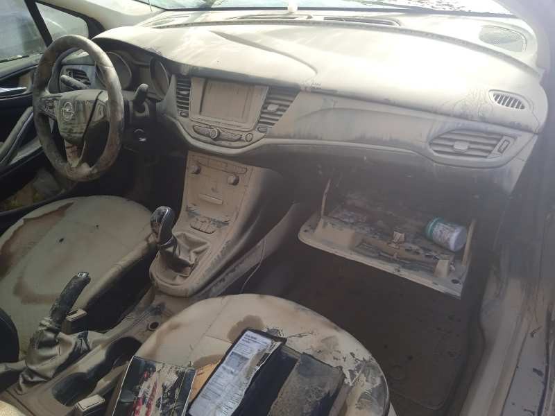 opel astra k lim. 5türig del año 2018