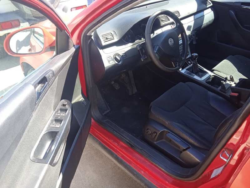 volkswagen passat variant (3c5) del año 2006